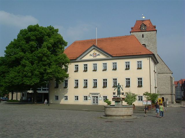 Datei:Rathaus Schöningen.jpg