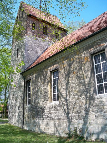 Datei:Essenrode Kirche.JPG