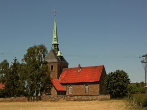 Wahrstedt Kirche S.JPG